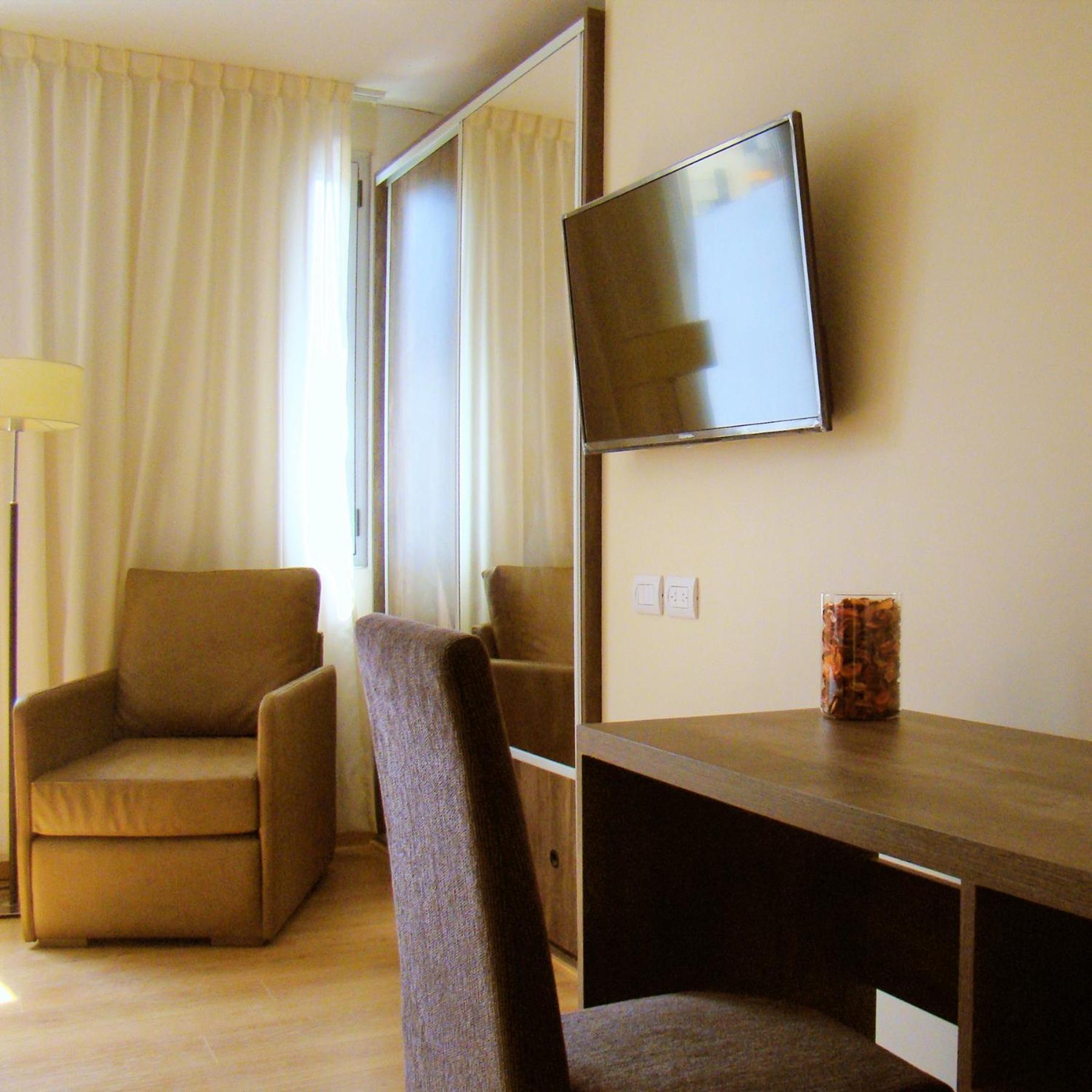 Bue Hotel Буенос Айрес Екстериор снимка