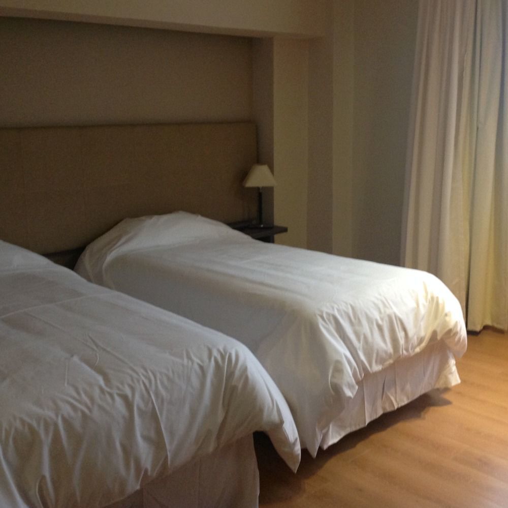 Bue Hotel Буенос Айрес Екстериор снимка