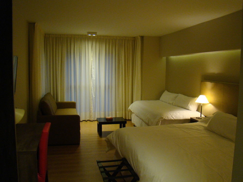 Bue Hotel Буенос Айрес Екстериор снимка