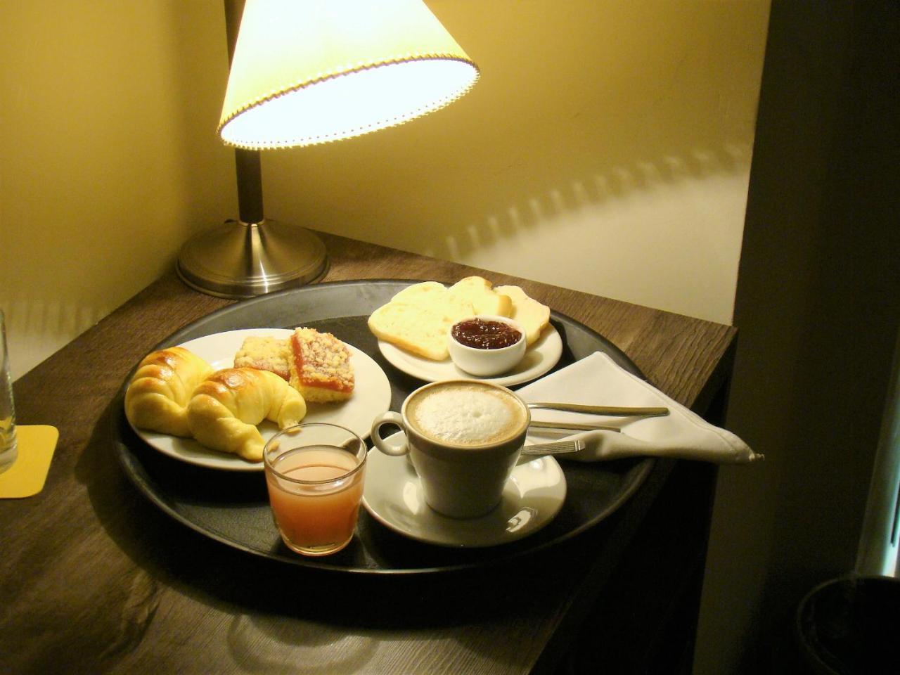 Bue Hotel Буенос Айрес Екстериор снимка