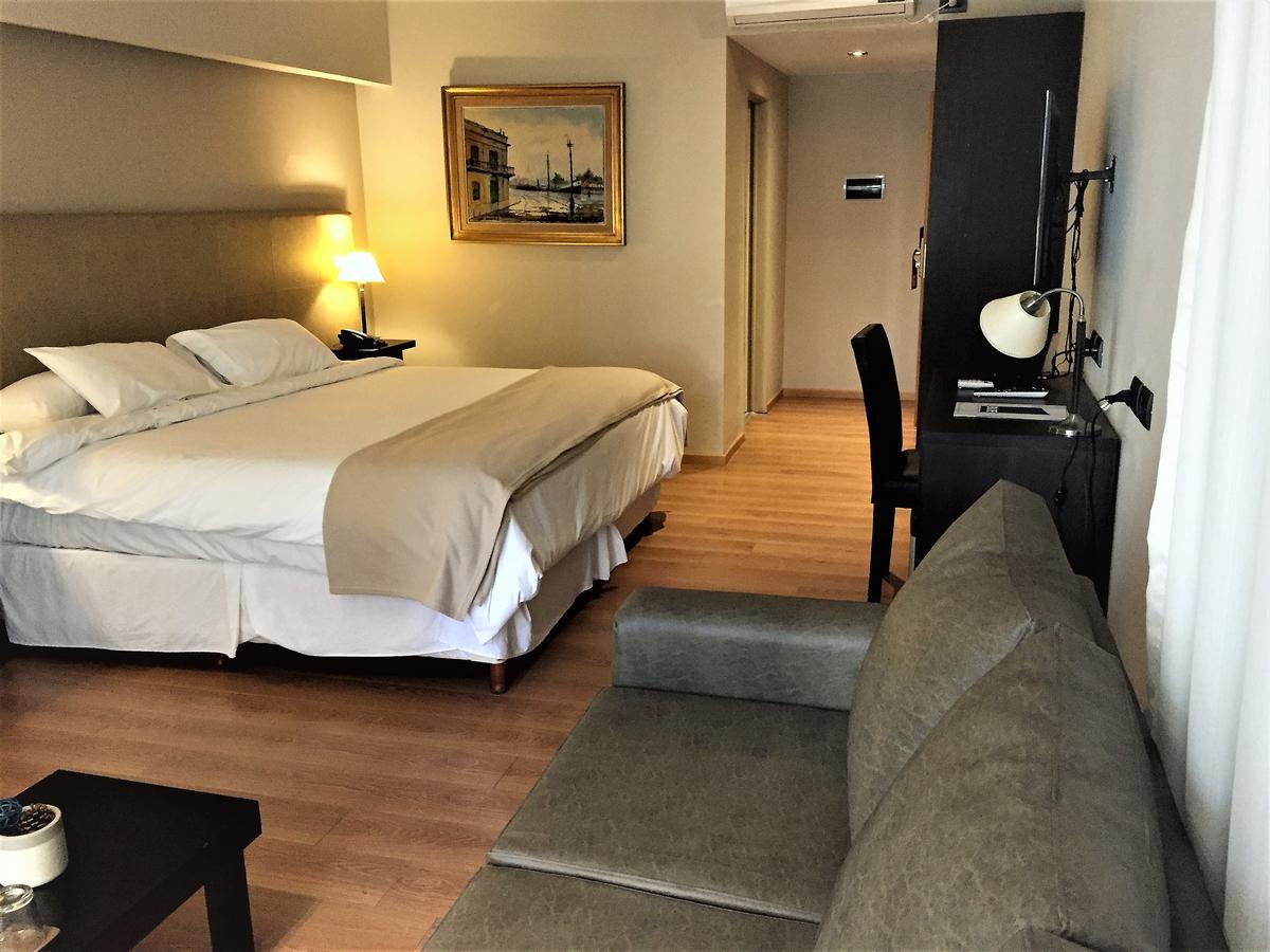 Bue Hotel Буенос Айрес Екстериор снимка