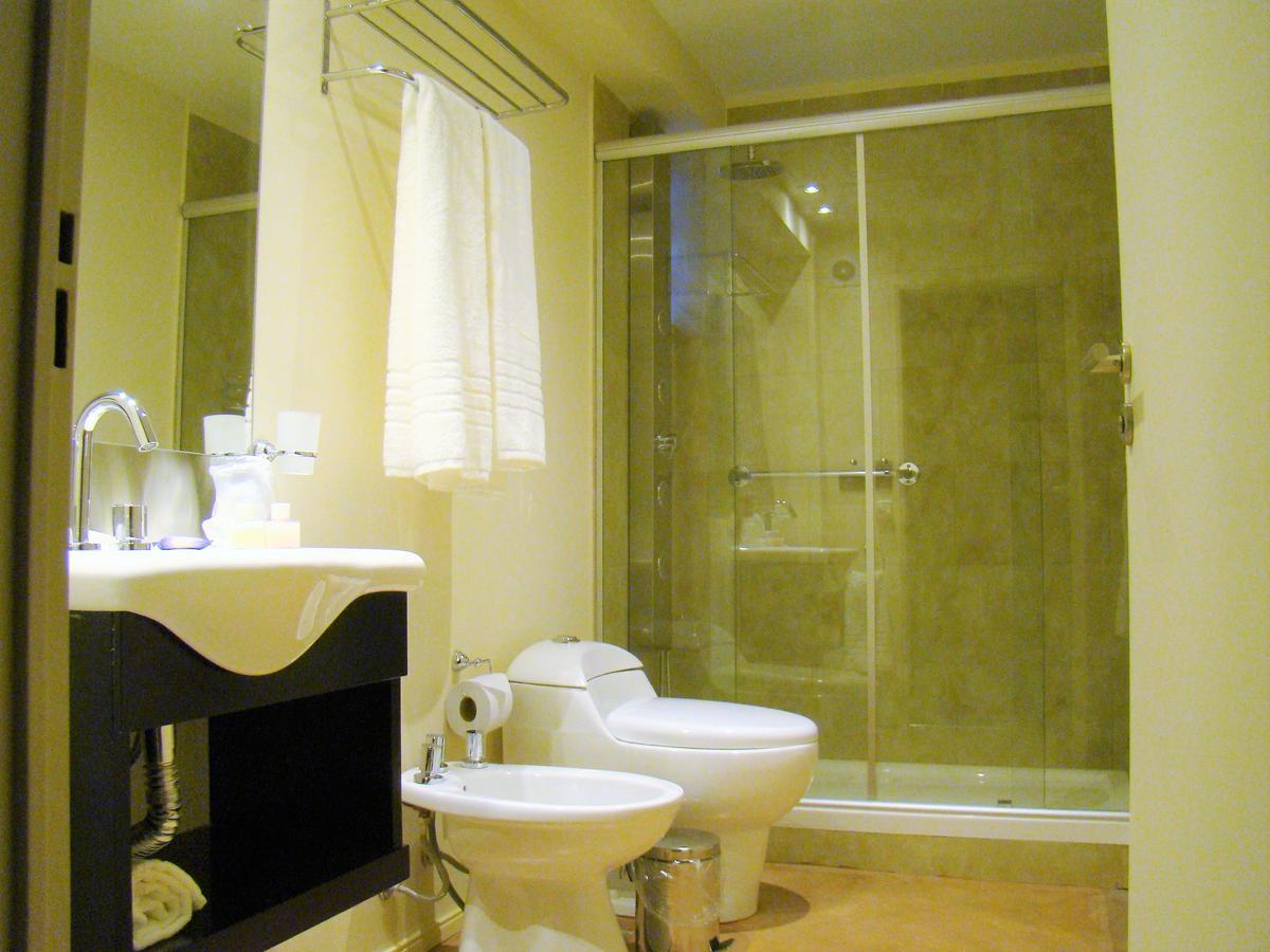 Bue Hotel Буенос Айрес Екстериор снимка
